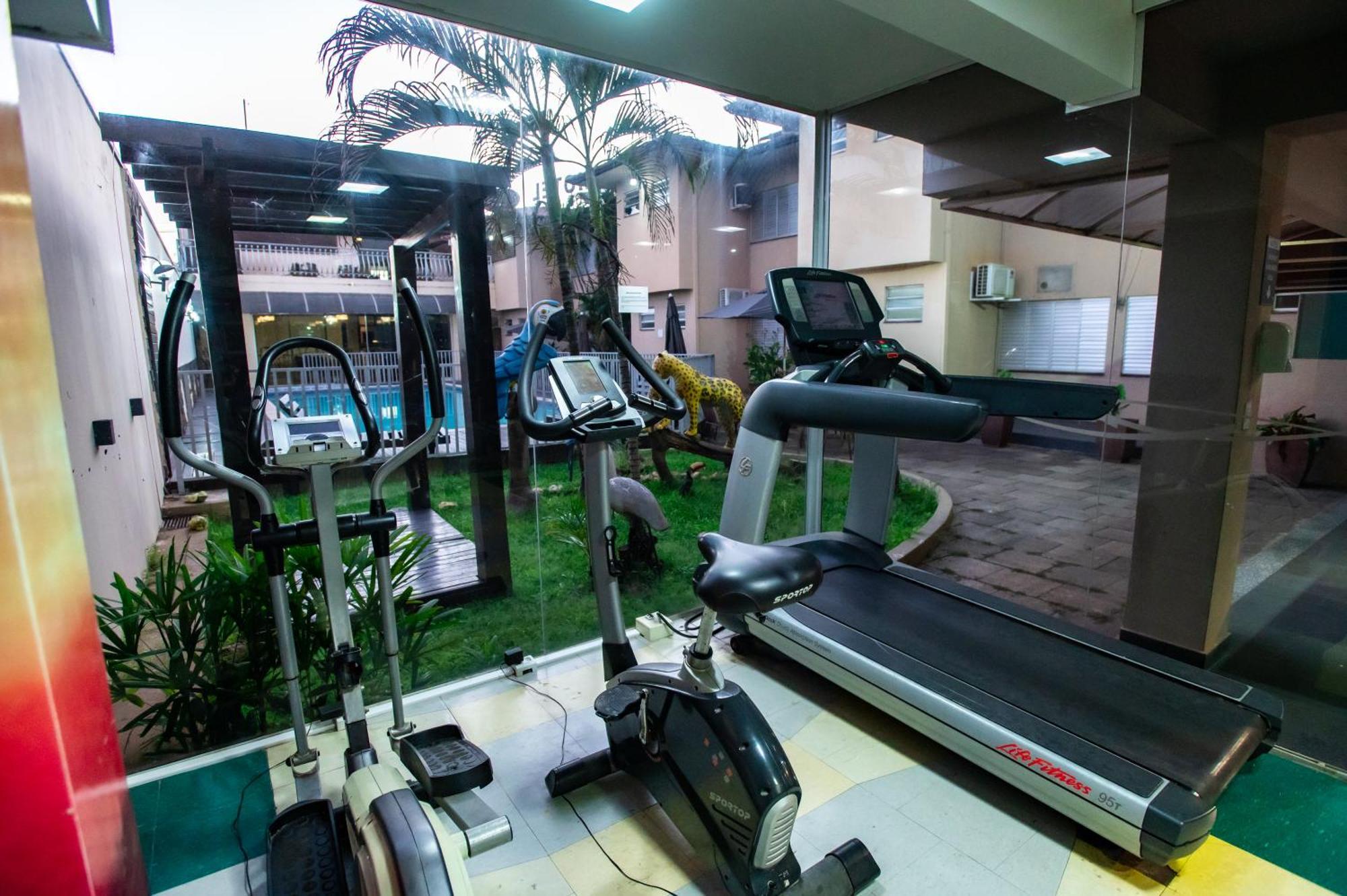 Hotel 365 Cuiabá Eksteriør bilde