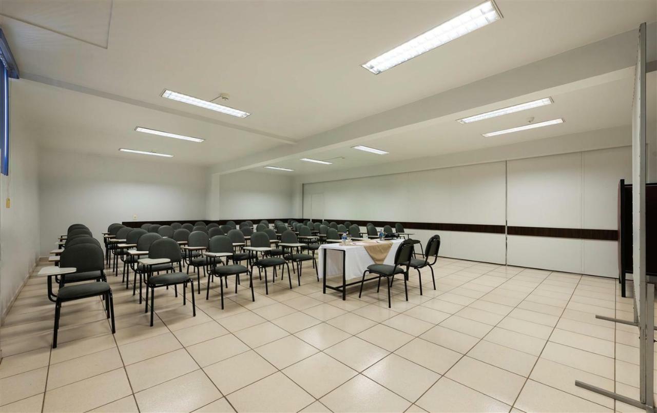 Hotel 365 Cuiabá Eksteriør bilde